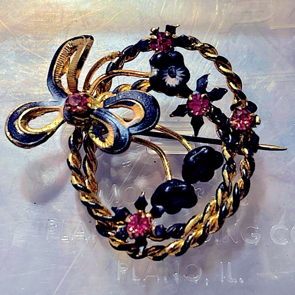 Antique signed AUSTRIA Art Nouveau Brooch